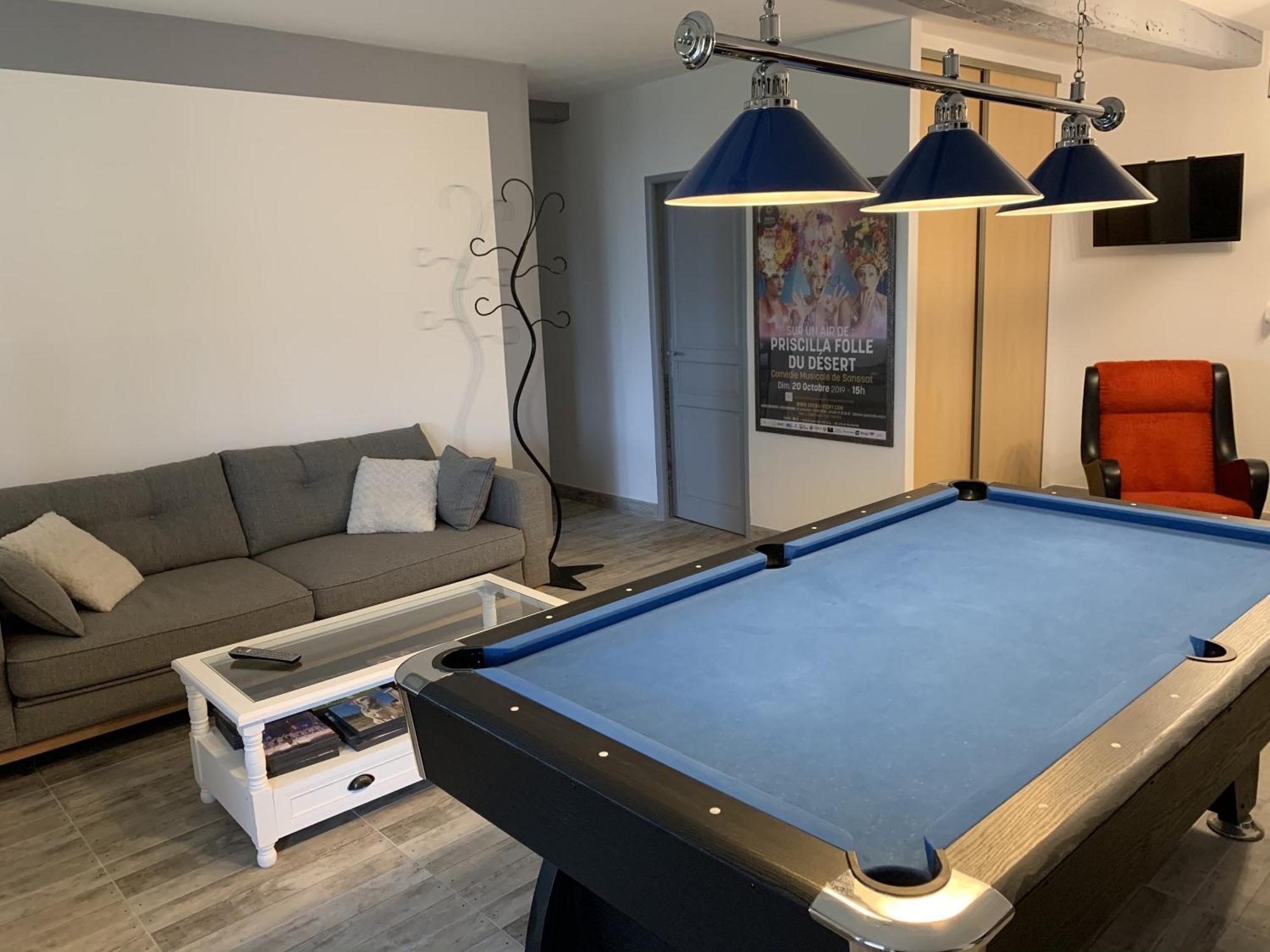 Maison Piscine Et Jacuzzi Saint-Germain-des-Fosses ภายนอก รูปภาพ